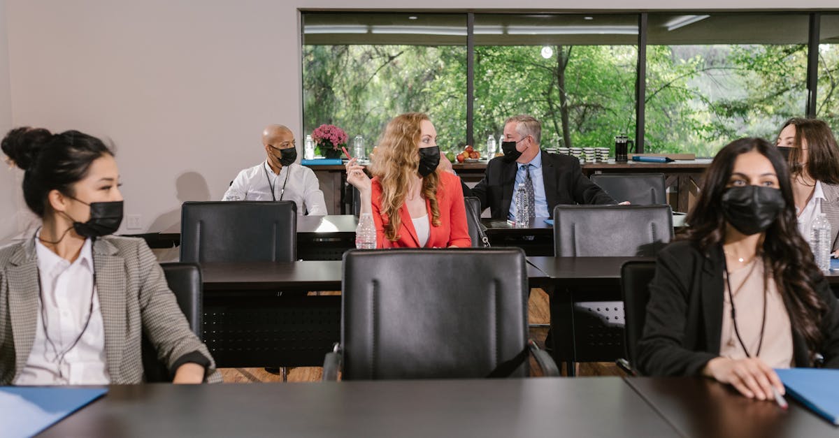 懂的通信实名账号：翻身当老板游戏详情下载教程app