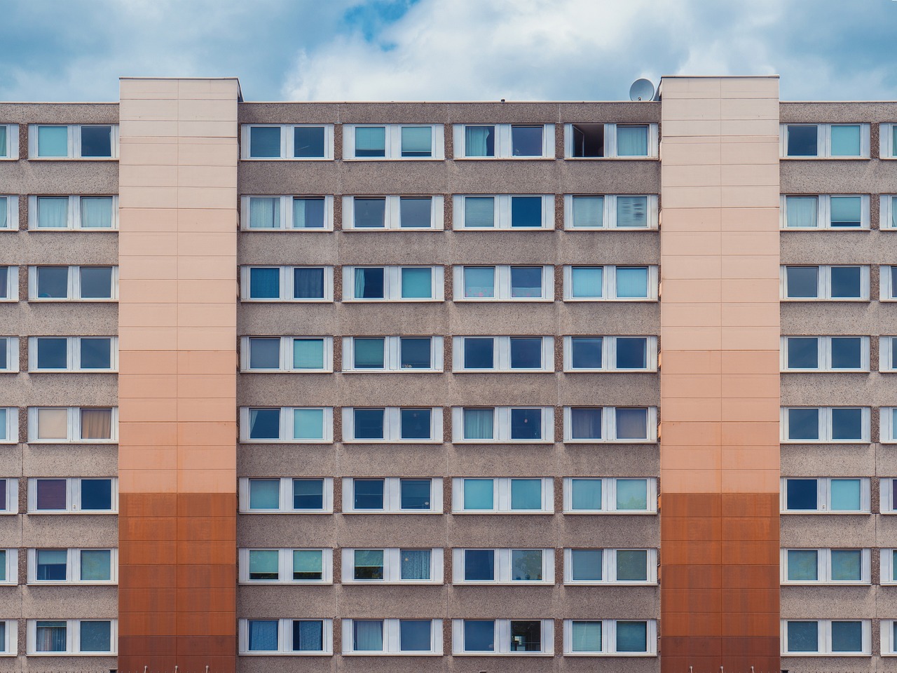 抵御境外侵扰：应对DDoS攻击并锁定海外黑客