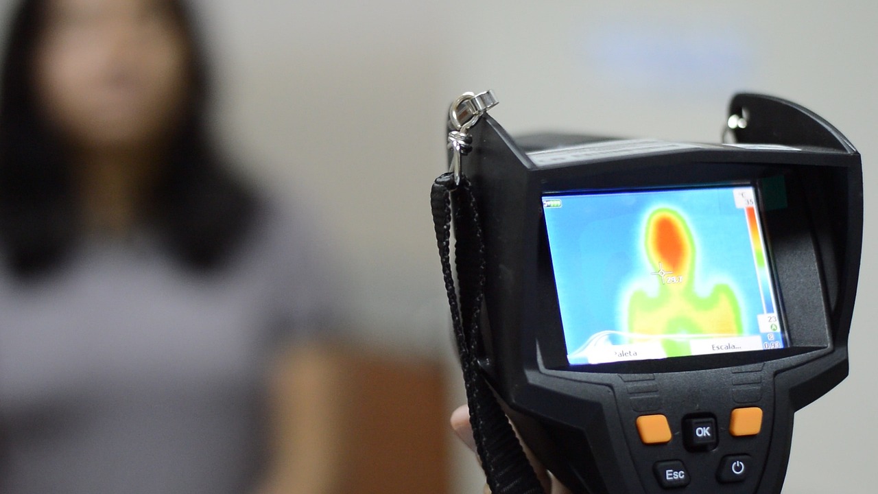 香烟与饮酒的危害性的比较