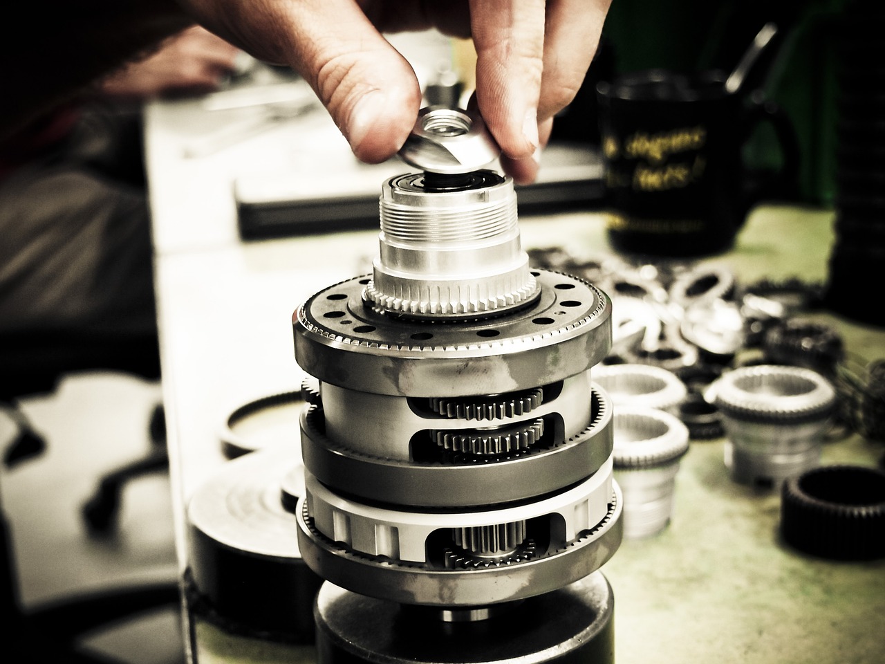 宝塔实名账号：水苹果app详情下载教程